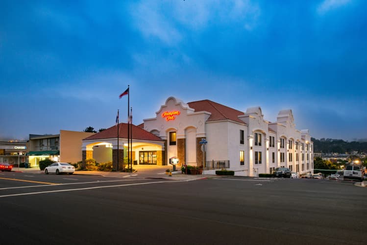 Hampton Inn San Francisco-Daly City photo 2