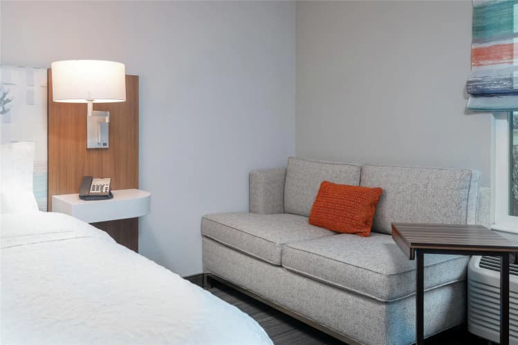 Hampton Inn & Suites Atlanta Buckhead Place, GA photo 5