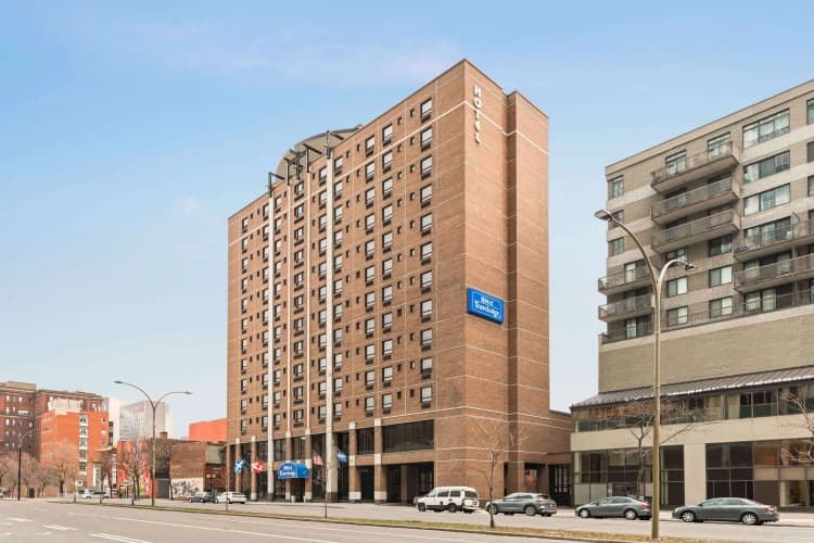 Travelodge Hotel by Wyndham Montreal Centre photo 2