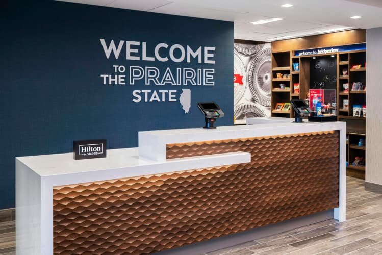Hampton Inn & Suites Bridgeview Chicago photo 3
