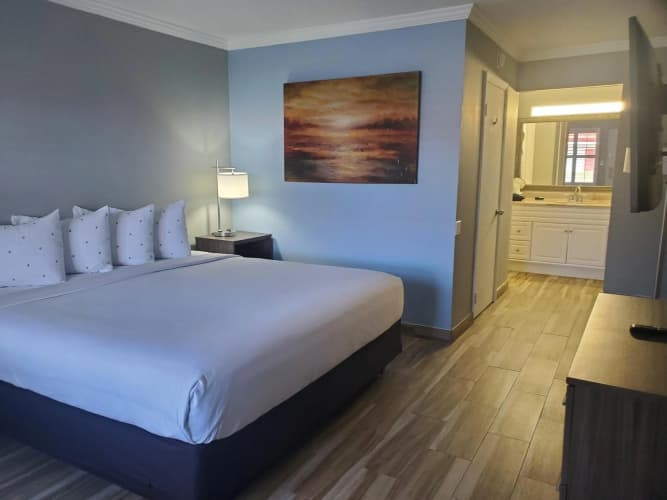 Vero Beach Inn & Suite photo 3