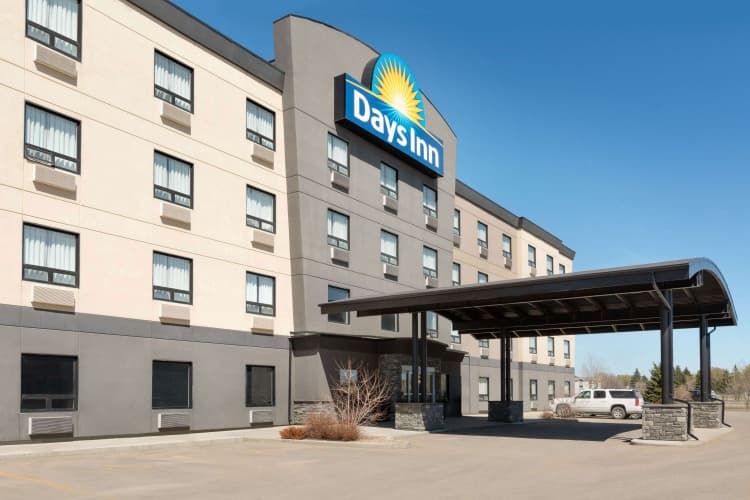 Days Inn by Wyndham Regina Airport West, photo 2