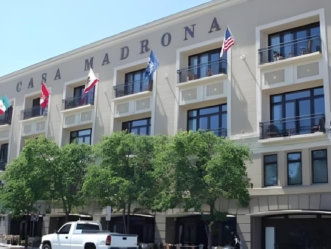 Casa Madrona Hotel & Spa photo 2