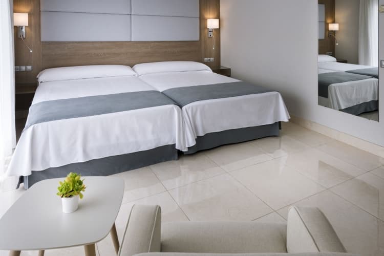 Mediterraneo Bay Hotel & Resort photo 5