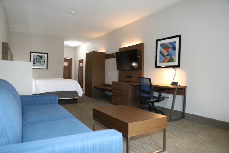 Holiday Inn Express And Suites Albuquerque Airport photo 5