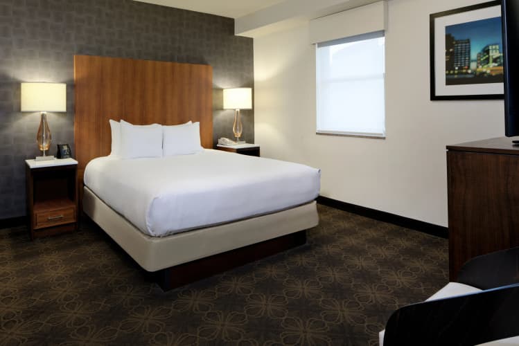 DoubleTree by Hilton Hotel & Suites Pittsburgh Downtown photo 5