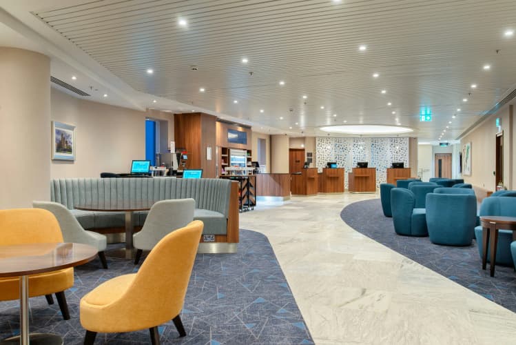 Hilton Garden Inn London Heathrow Terminals 2 & 3 photo 3