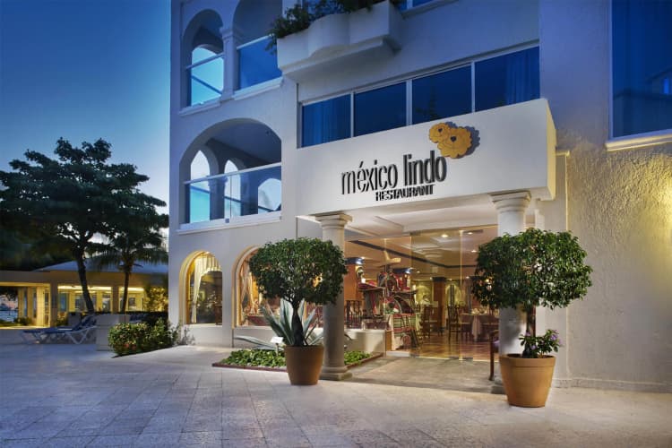 Occidental Costa Cancún photo 2
