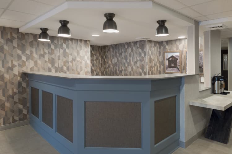 La Quinta Inn & Suites Burlington photo 3