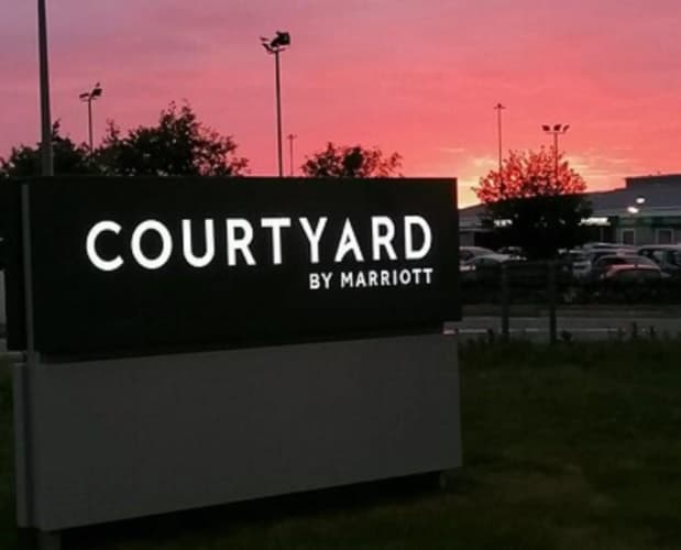 Courtyard By Marriott Inverness Airport photo 2