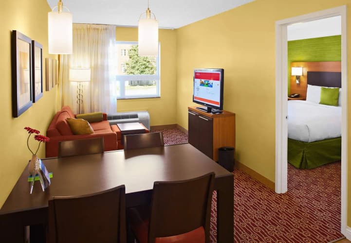 TownePlace Suites Mississauga - Airport Corporate Centre photo 5