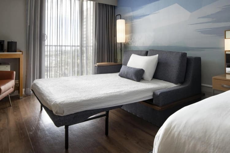 Courtyard By Marriott Long Beach Downtown photo 4