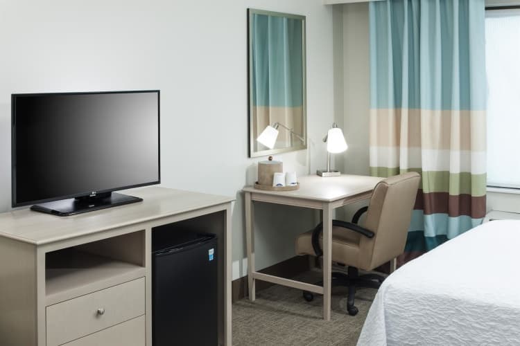 Hampton Inn & Suites by Hilton Carolina Beach Oceanfront photo 5