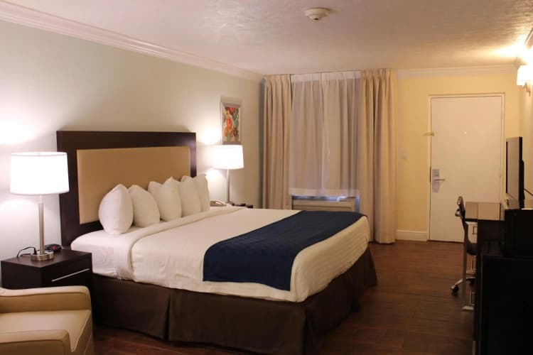 Fairway Inn photo 5