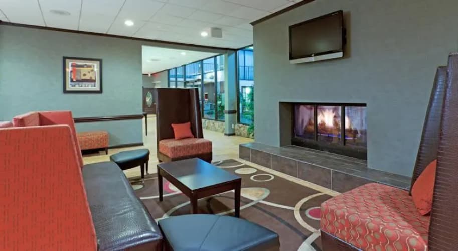 DoubleTree by Hilton Harrisonburg photo 3