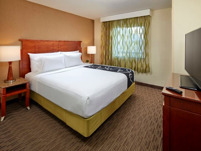 La Quinta Inn And Suites San Diego Seaworld Zoo Area photo 3