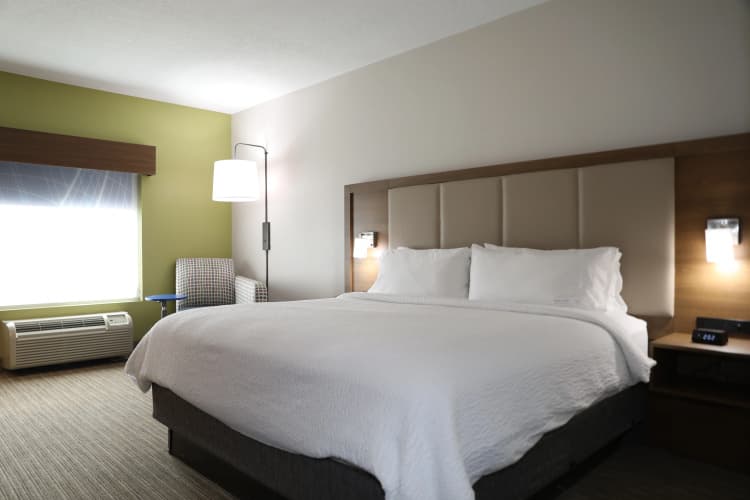 Holiday Inn Express And Suites Albuquerque Airport photo 4