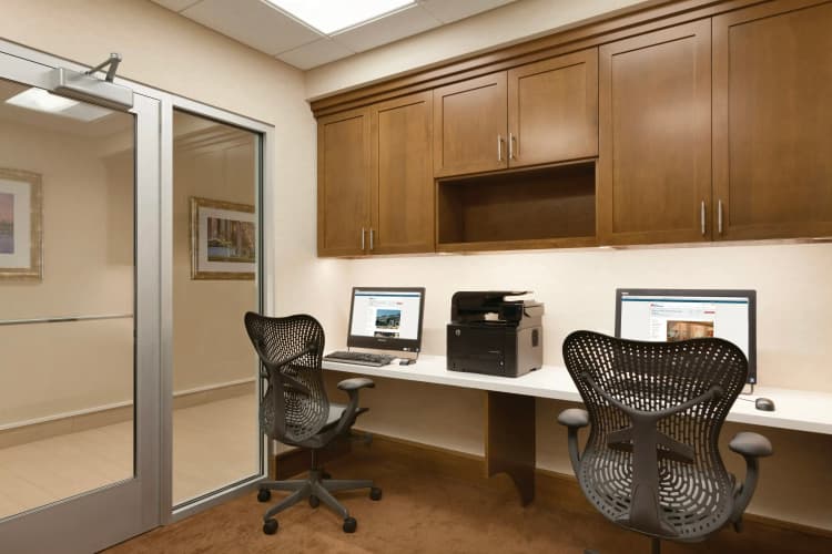 Hilton Garden Inn Boston Logan Airport photo 3