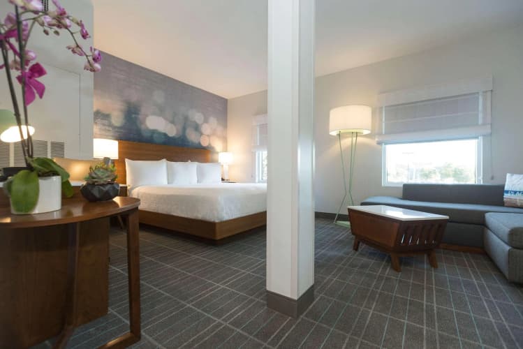 Cambria Hotel LAX photo 5