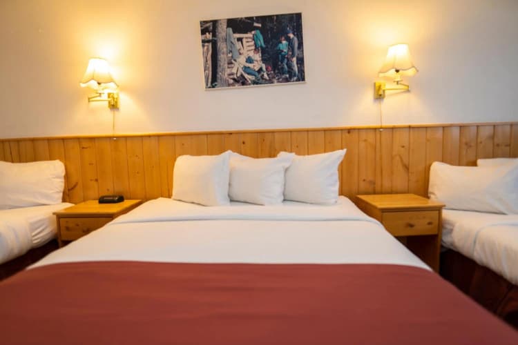 Canadas Best Value Inn River View Hotel photo 4