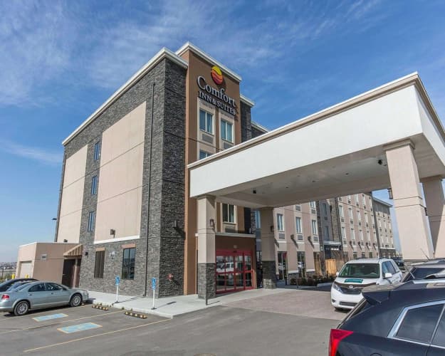Comfort Inn And Suites Calgary Airport North photo 2