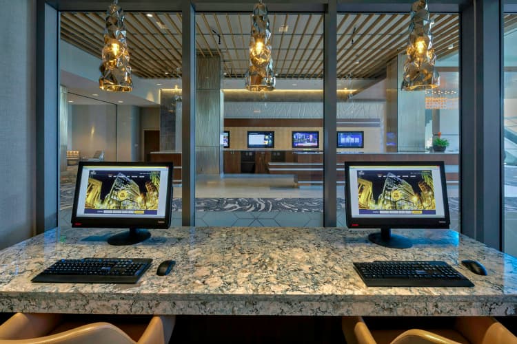 Hilton Norfolk The Main photo 4