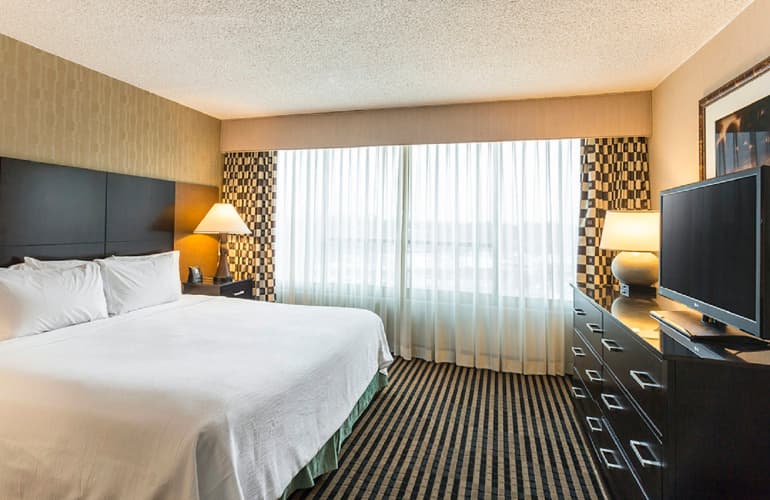 Embassy Suites by Hilton Piscataway Somerset photo 5