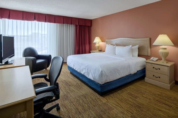 Wyndham El Paso Airport Hotel & Water Park photo 4