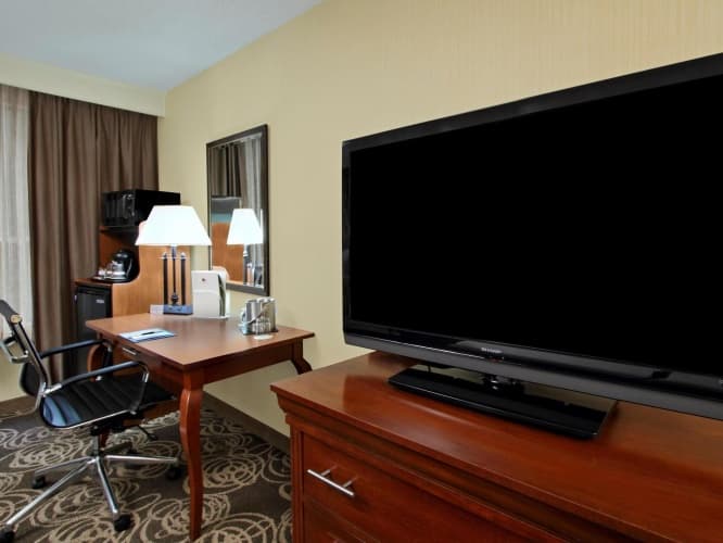 DoubleTree by Hilton Hotel Mahwah, photo 5