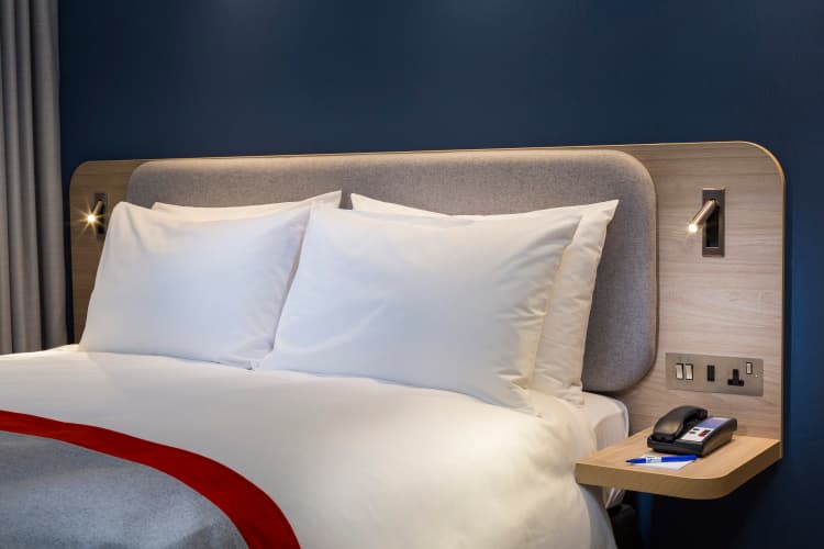 Holiday Inn Express London Heathrow T4 photo 3