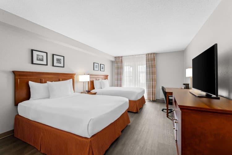 Travelodge Suites By Wyndham Regina / Eastgate Bay photo 5