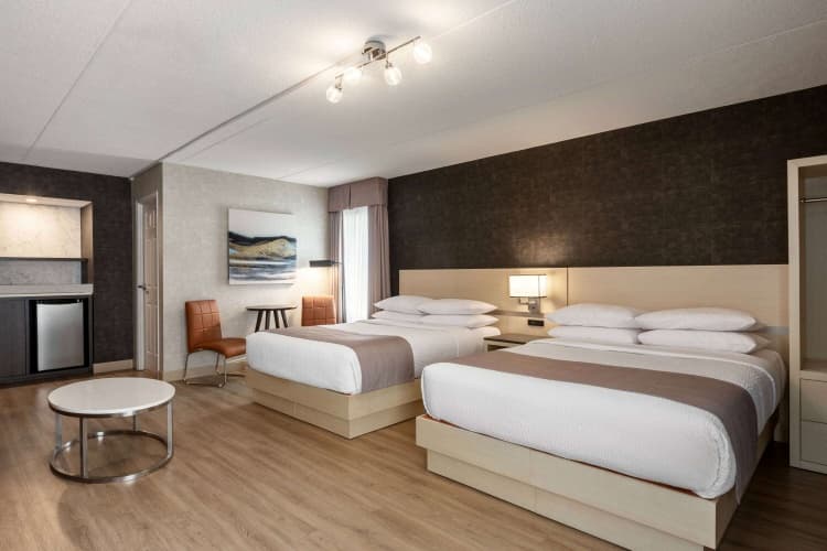 Days Inn By Wyndham Toronto West Mississauga, photo 3