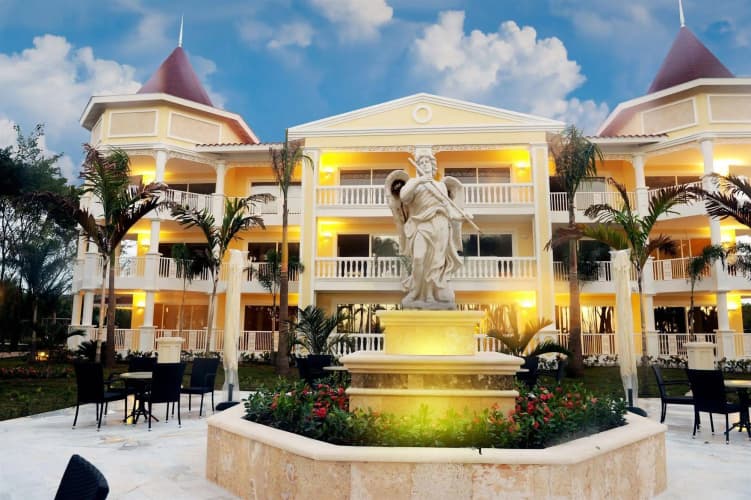 Bahia Principe Luxury Bouganville - Adults Only photo 2