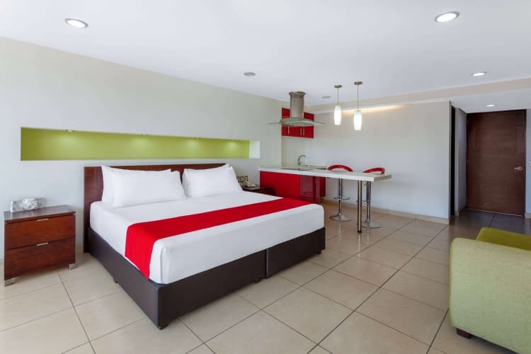Ramada by Wyndham Acapulco Hotel & Suites, photo 5