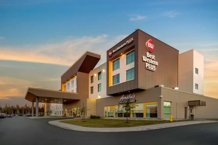 Best Western Plus St. John's Airport Hotel & Suites, photo 2