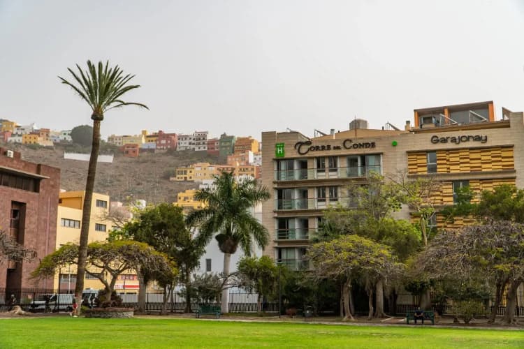 Torre Del Conde photo 2