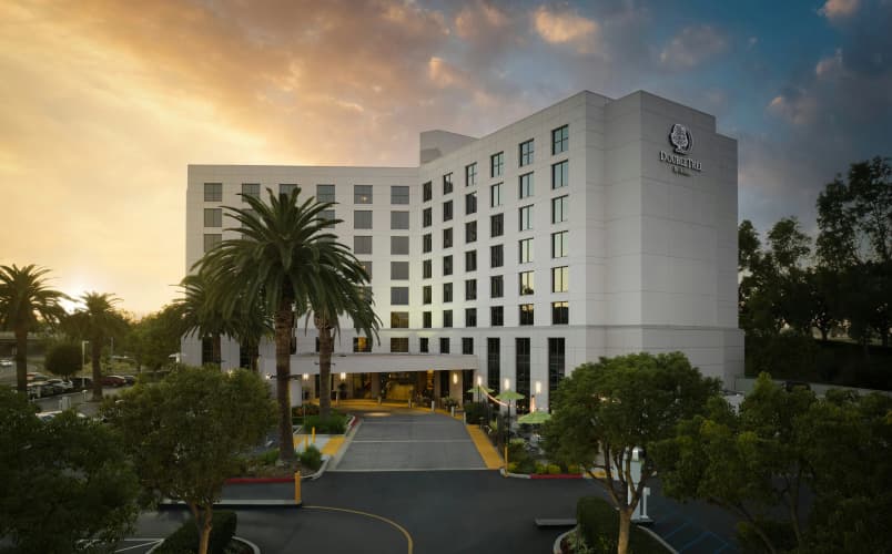 DoubleTree by Hilton Hotel Irvine - Spectrum photo 2