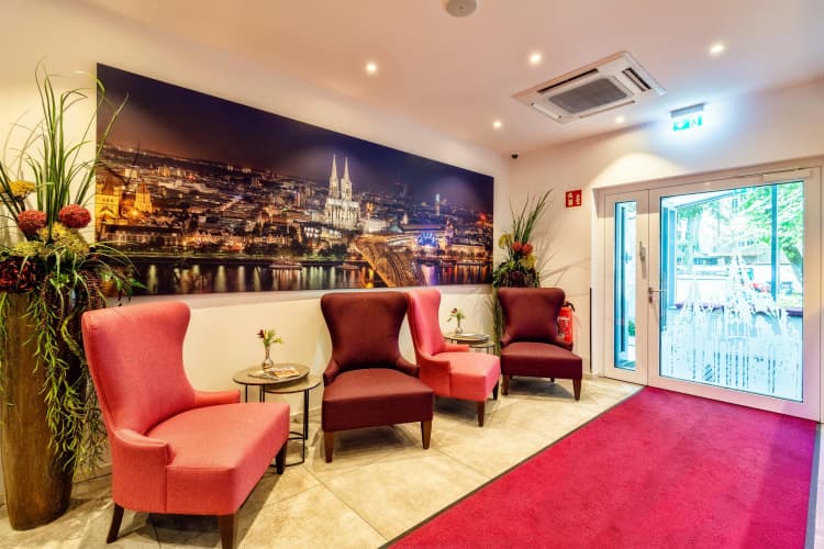 Cityclass Hotel Caprice Am Dom photo 3