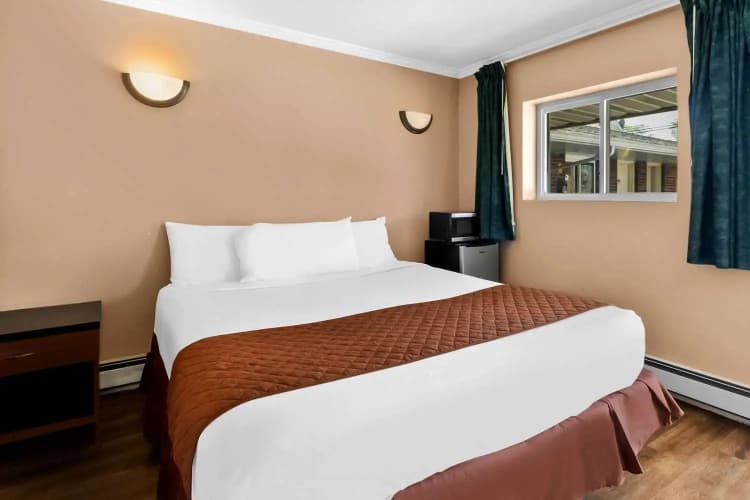 Americas Best Value Inn Avenel Woodbridge photo 5
