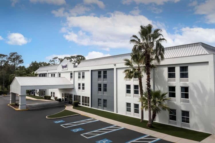 Spark by Hilton Tampa Brandon photo 2