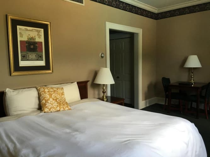 Bertram Inn At Glenmoor photo 4