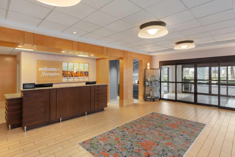 Hampton Inn & Suites by Hilton Langley-Surrey photo 3