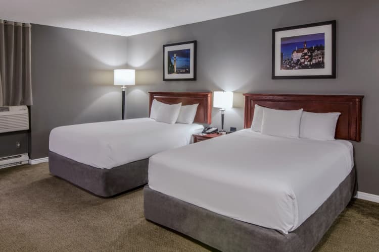 Hotel Faubourg Montreal photo 4