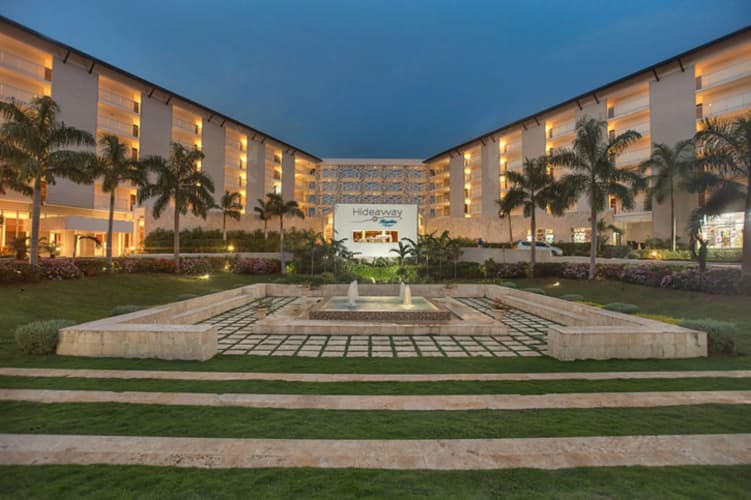 Hideaway At Royalton Blue Waters photo 2
