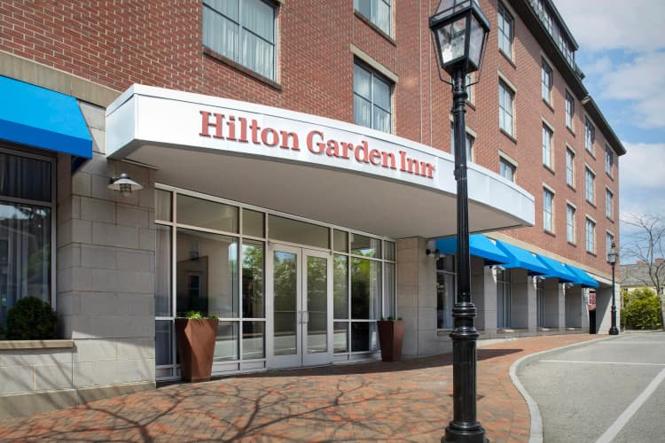 Hilton Garden Inn Portsmouth Downtown photo 2