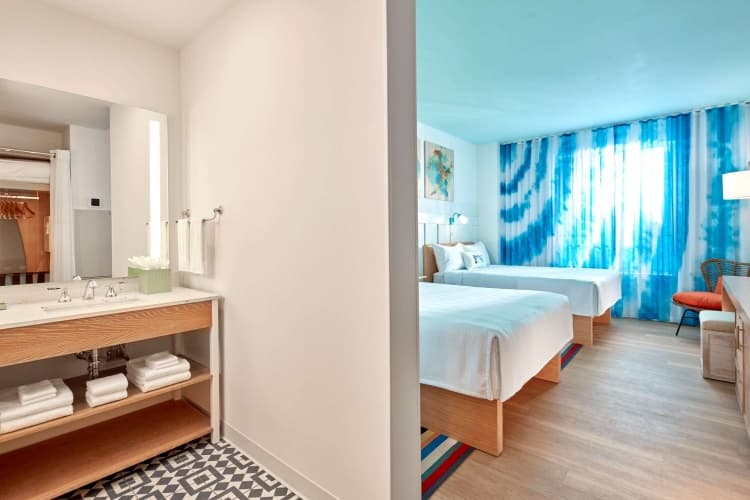 Universal's Endless Summer Resort - Surfside Inn & Suites photo 4