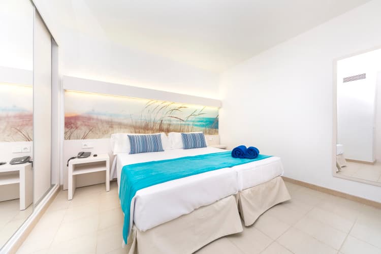 Globales Apartamentos Lord Nelson (Adults Only) photo 4