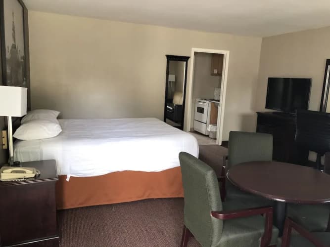 Super 8 By Wyndham Kingston, photo 5