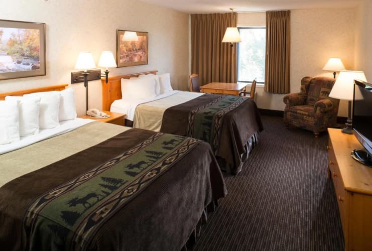 Mitchell Kelly Inn And Suites photo 3