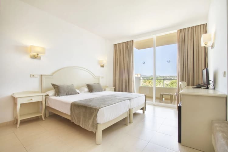 Garbi Cala Millor photo 4